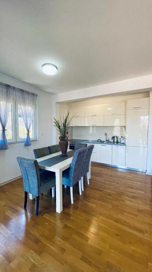 Ellenata Dream By The Sea Apartment